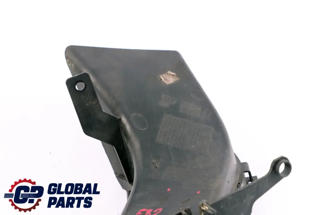 Kanał Powietrza Hamulca Prawy Przód do BMW E82 E88 o numerze 8046300 BMW E82 E88 Kanał Powietrza Hamulca Prawy Przód - SKU 8046300 - Numer Części 8046300