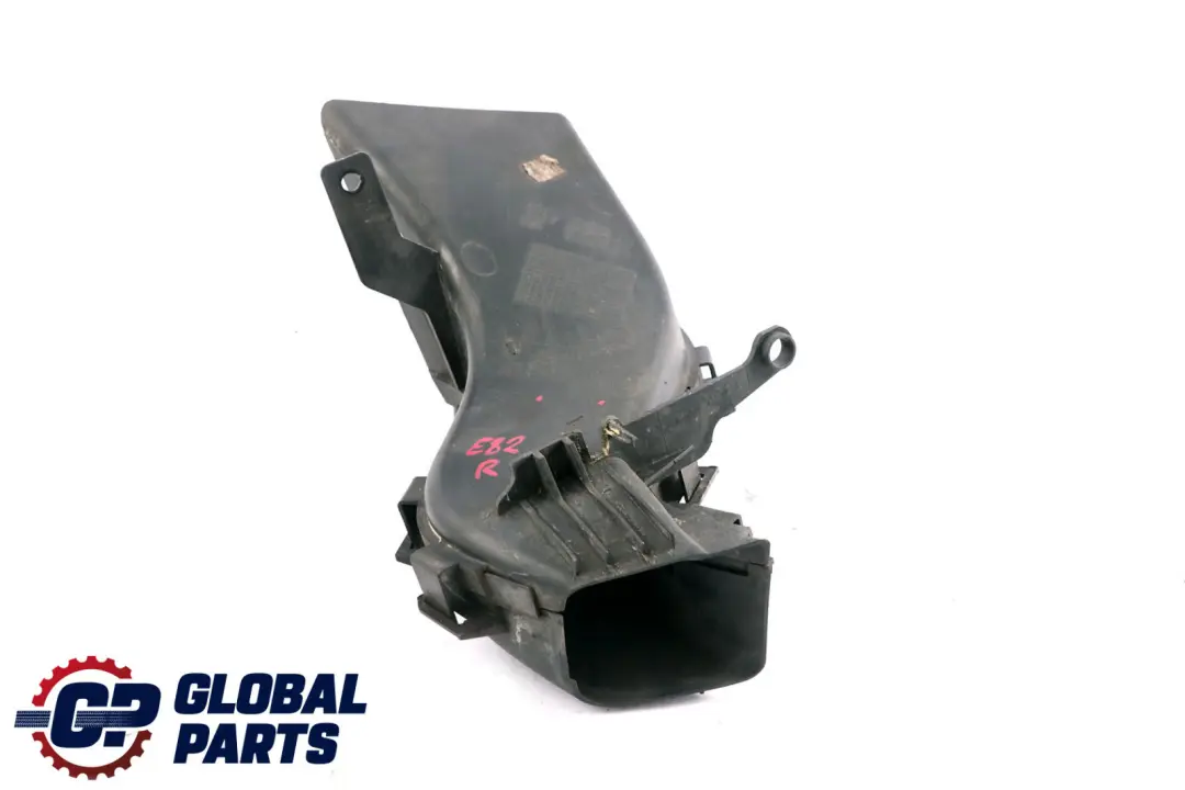 BMW E82 E88 Parachoques Conducto De Aire De Freno Delantero Derecho - SKU 8046300 - Número de pieza 8046300