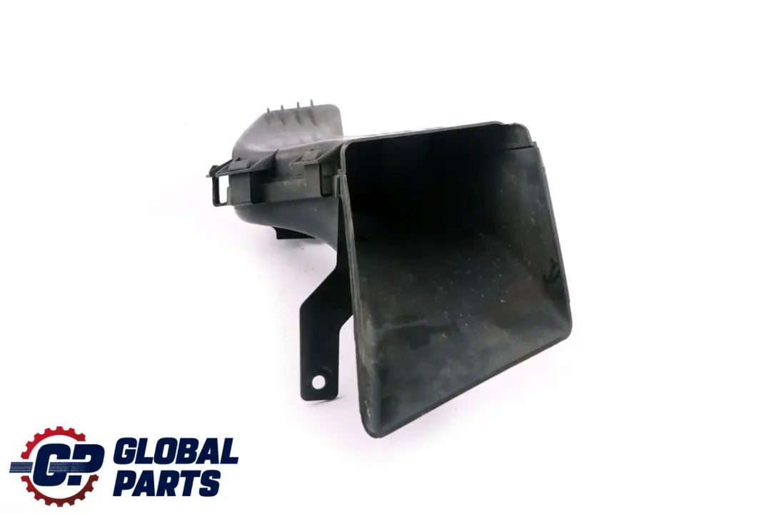 BMW E82 E88 Parachoques Conducto De Aire De Freno Delantero Derecho - SKU 8046300 - Número de pieza 8046300