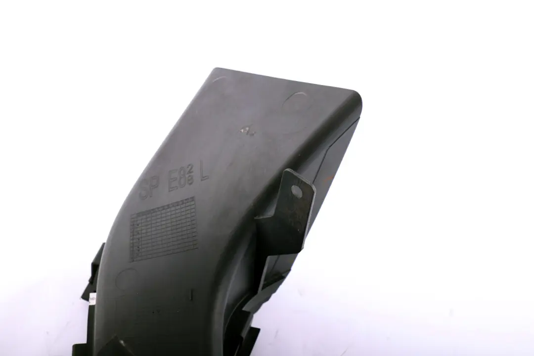 Conducto de Aire Izquierdo Parachoques Delantero para BMW E82 E88 con número de pieza 8046327 BMW E82 E88 Conducto de Aire Izquierdo Parachoques Delantero - SKU 8046327 - Número de pieza 8046327