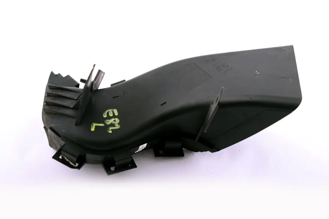 Conducto de Aire Izquierdo Parachoques Delantero para BMW E82 E88 con número de pieza 8046327 BMW E82 E88 Conducto de Aire Izquierdo Parachoques Delantero - SKU 8046327 - Número de pieza 8046327