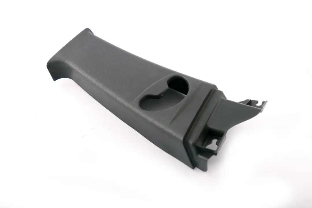 Blende B-Säule rechts SCHWARZ BLACK 2996104 für BMW 1 er E82 mit Teilenummer 8046488 BMW 1 er E82 Blende B-Säule rechts SCHWARZ BLACK 2996104 - SKU 8046488 - Teilenummer 8046488