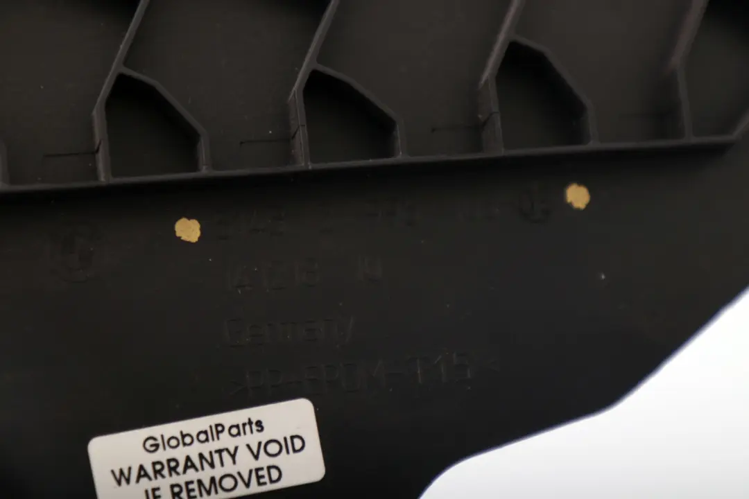 Blende C-Säule links SCHWARZ BLACK 2996105 51432996105 für BMW 1 er E82 mit Teilenummer 8046489 BMW 1 er E82 Blende C-Säule links SCHWARZ BLACK 2996105 51432996105 - SKU 8046489 - Teilenummer 8046489