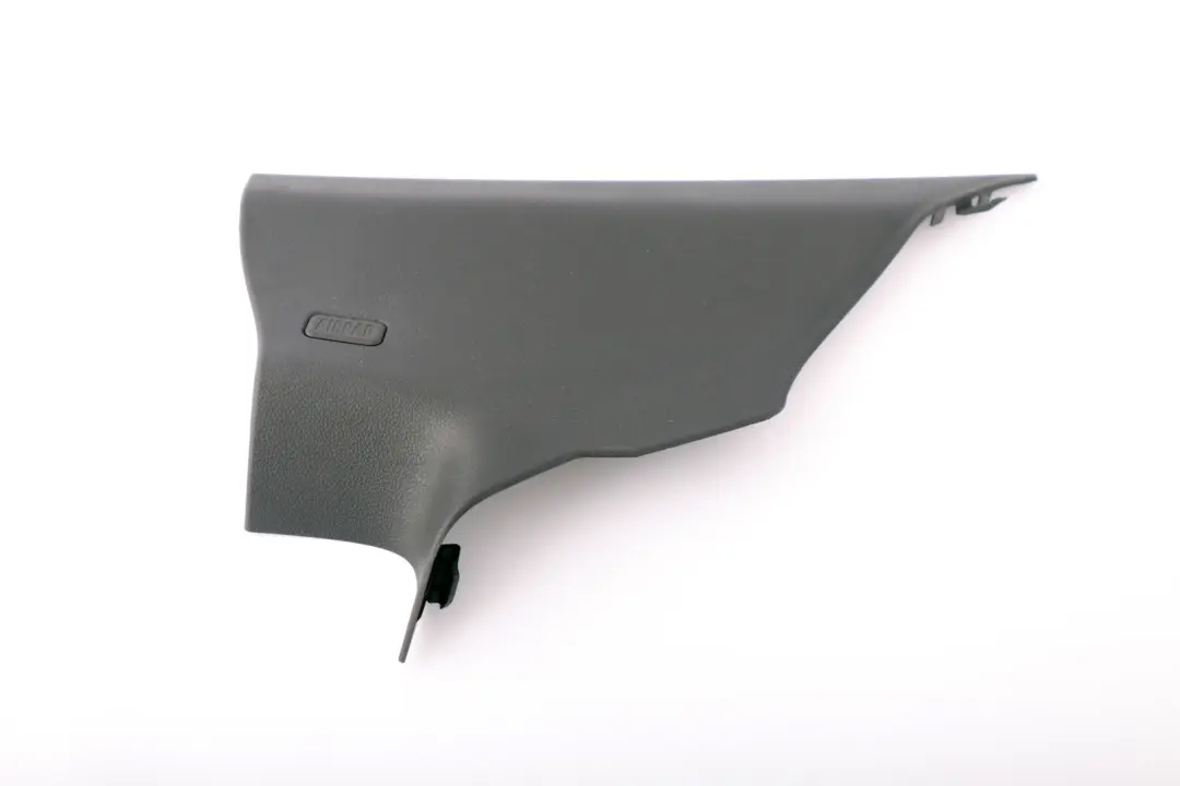 BMW E82 Couverture Borne-C Droite Noir 2996106 51432996106 - SKU 8046490 - Numéro de pièce 8046490