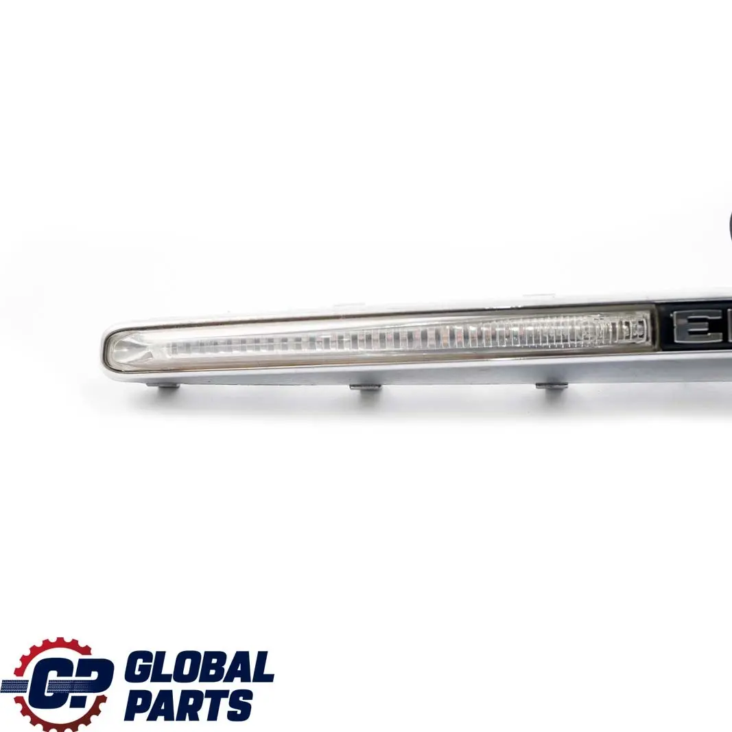 Blinker Vorne Links Blinkerleuchte Zusatzblinkleuchte für BMW 3 er E92 E93 M3 mit Teilenummer 8046501 BMW 3 er E92 E93 M3 Blinker Vorne Links Blinkerleuchte Zusatzblinkleuchte - SKU 8046501 - Teilenummer 8046501