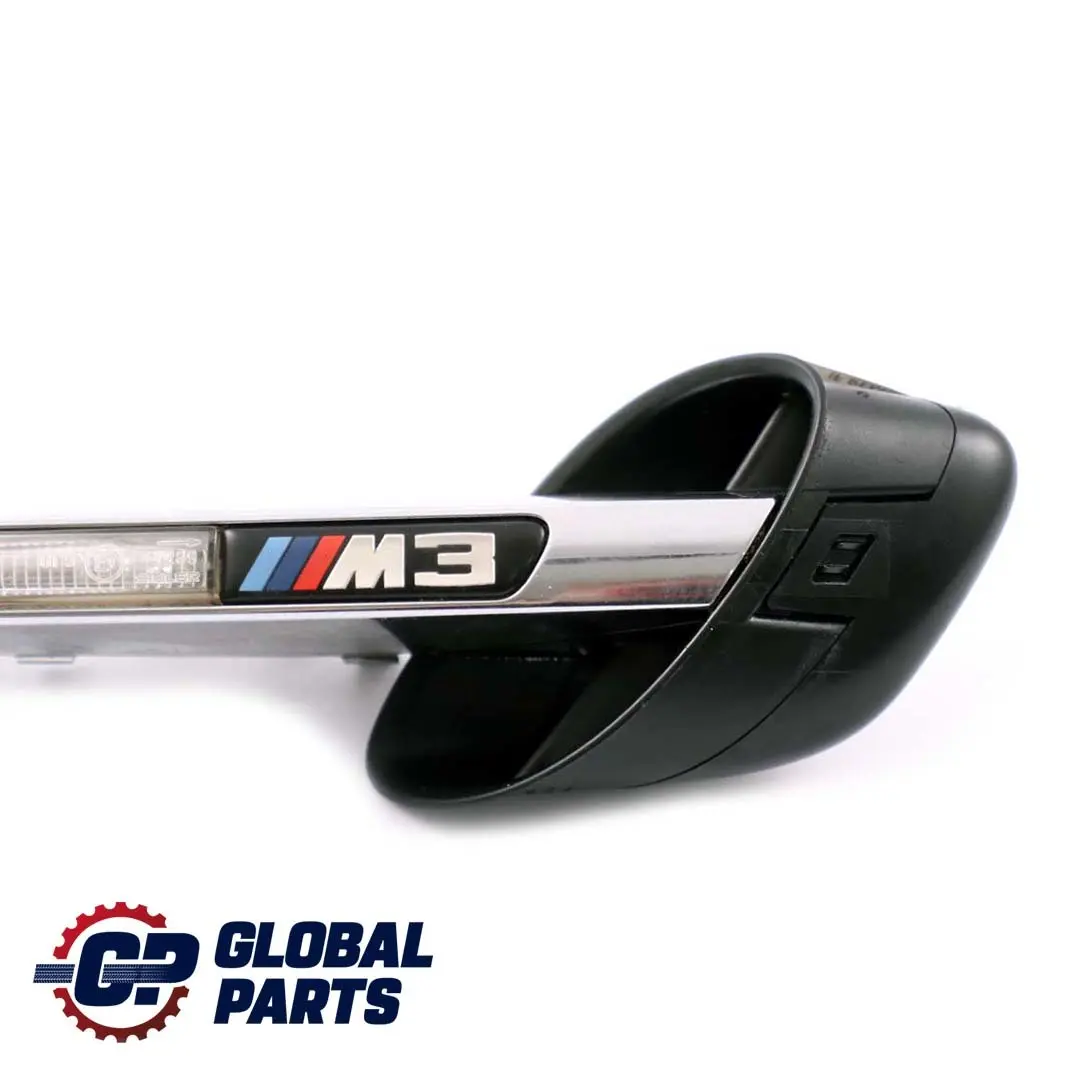 Right O/S Wing Badge Grille Turn Indicator to BMW 3 Series E92 E93 M3 with Part number 8046502 BMW 3 Series E92 E93 M3 Right O/S Wing Badge Grille Turn Indicator - SKU 8046502 - Part number 8046502