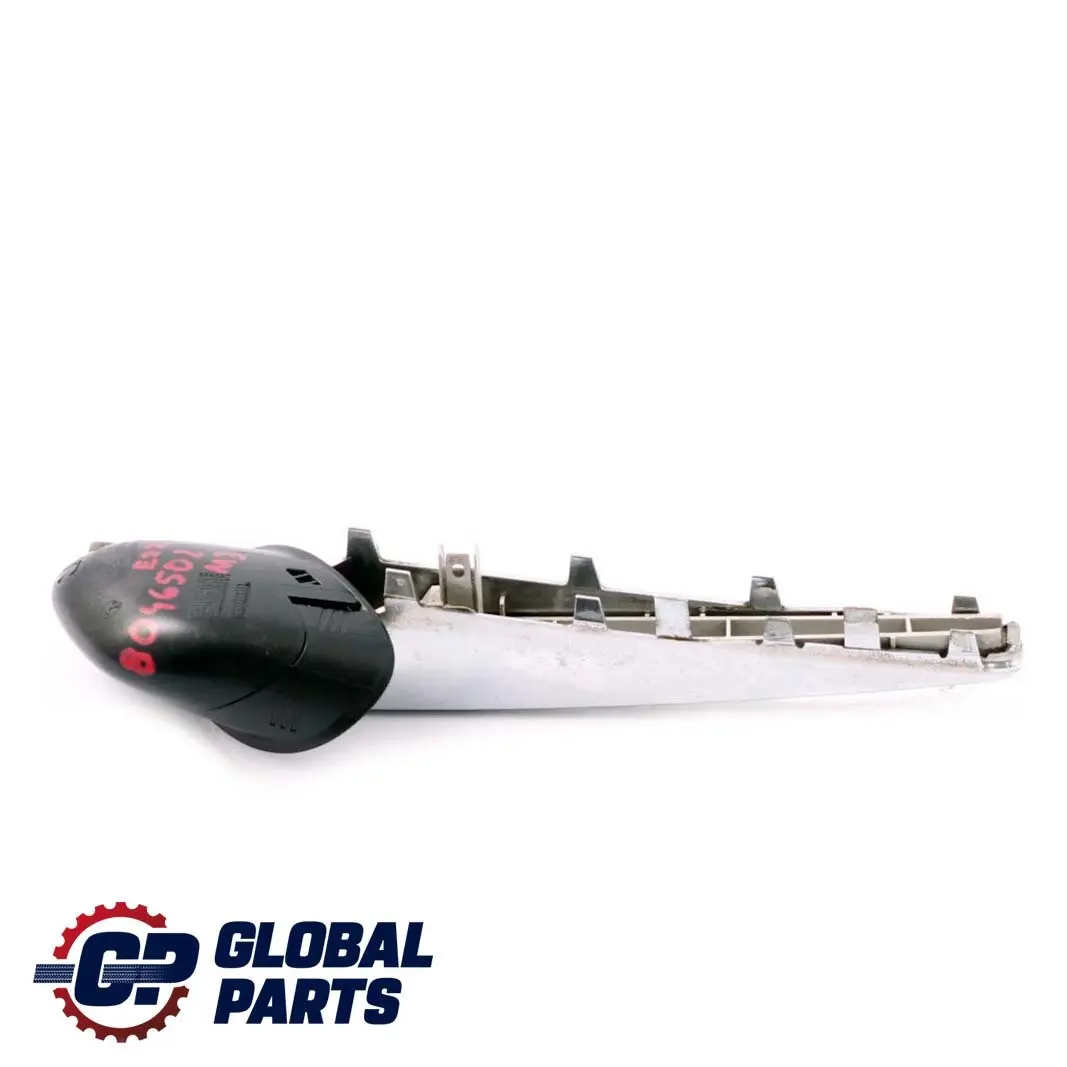 Right O/S Wing Badge Grille Turn Indicator to BMW 3 Series E92 E93 M3 with Part number 8046502 BMW 3 Series E92 E93 M3 Right O/S Wing Badge Grille Turn Indicator - SKU 8046502 - Part number 8046502