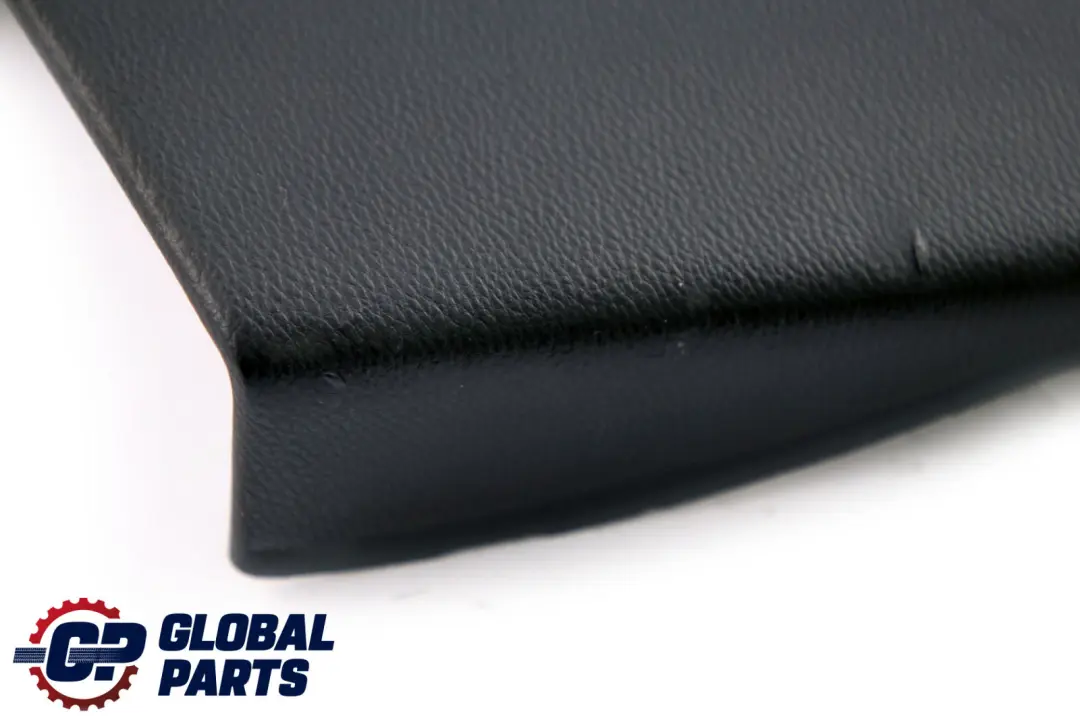 Pannello Laterale Posteriore Destro In Tessuto Nero Flashpoint per BMW E82 con numero di parte 8046646 BMW E82 Pannello Laterale Posteriore Destro In Tessuto Nero Flashpoint - SKU 8046646 - Numero di parte 8046646