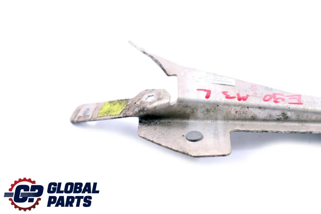 Halter Links Diverse Karosserieteile für BMW 3 er E90 E92 E93 LCI M3 mit Teilenummer 8046663 BMW 3 er E90 E92 E93 LCI M3 Halter Links Diverse Karosserieteile - SKU 8046663 - Teilenummer 8046663