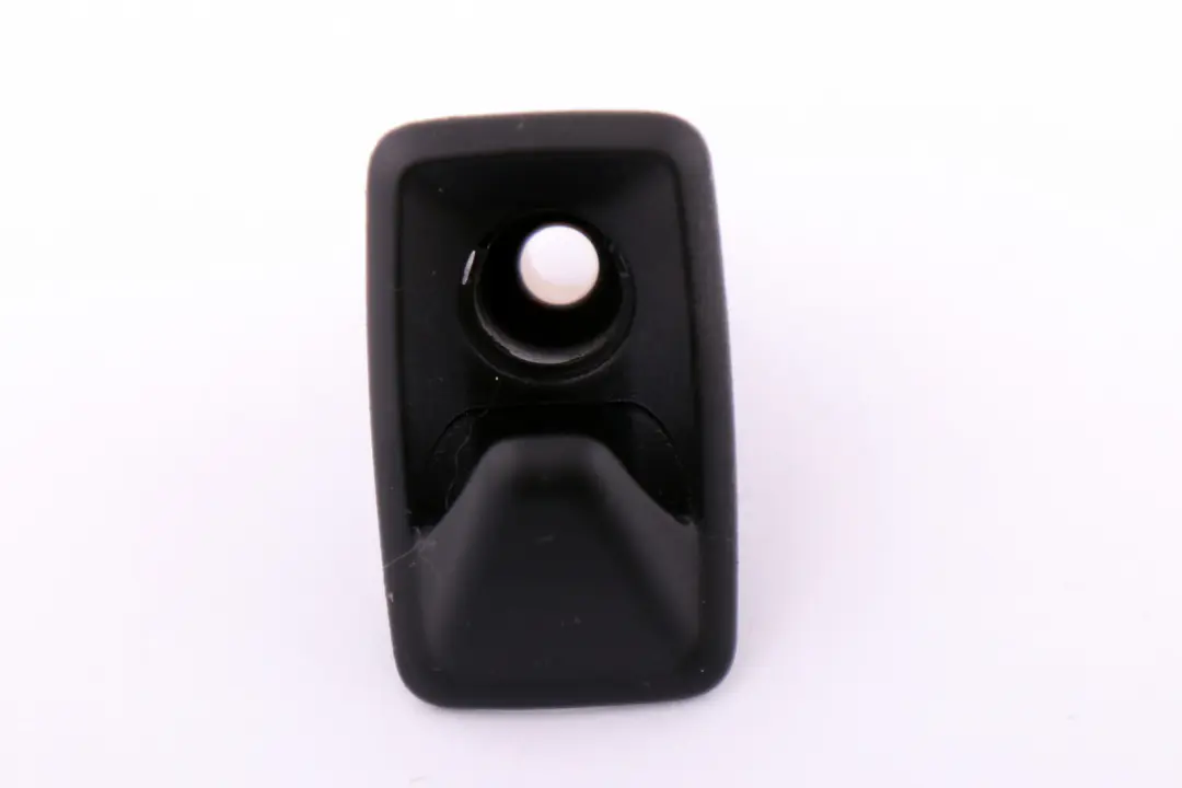 Interior Roof Coat Clothes Hook Schwarz Trim Column B to BMW 1 2 Series E82 F22 with Part number 8046664 BMW 1 2 Series E82 F22 Interior Roof Coat Clothes Hook Schwarz Trim Column B - SKU 8046664 - Part number 8046664