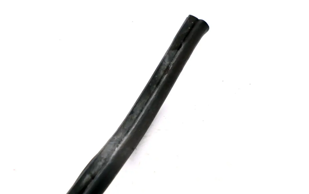 Capo Delantero Junta De Goma para BMW E90 E92 E93 LCI M3 Motor con número de pieza 8046965 BMW E90 E92 E93 LCI M3 Motor Capo Delantero Junta De Goma - SKU 8046965 - Número de pieza 8046965