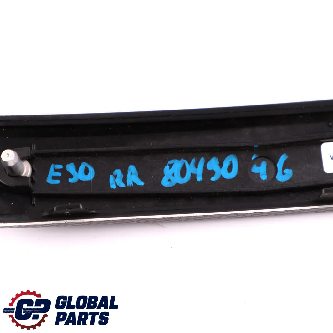 Bande décorative panneau recouvrement arrière droit Glacier Silver pour BMW E92 E93 à propos du numéro de pièce 8049046 BMW E92 E93 Bande décorative panneau recouvrement arrière droit Glacier Silver - SKU 8049046 - Numéro de pièce 8049046