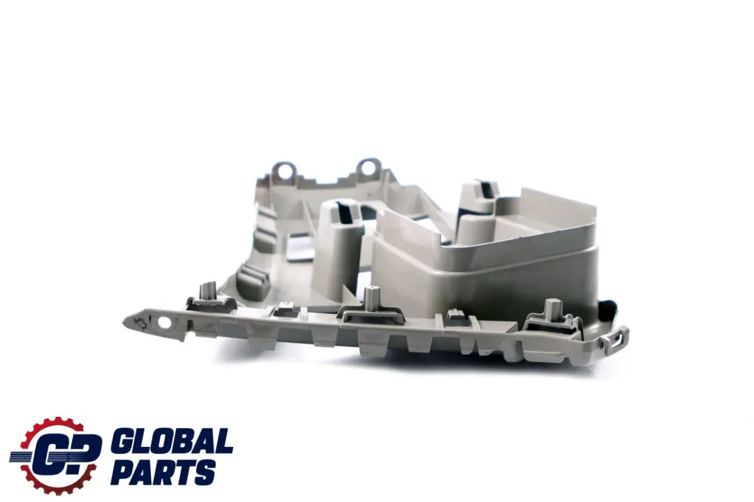 Parachoques Trasero Lado Izquierdo Guia para BMW F20 F21 M Sport con número de pieza 8051513 BMW F20 F21 M Sport Parachoques Trasero Lado Izquierdo Guia - SKU 8051513 - Número de pieza 8051513