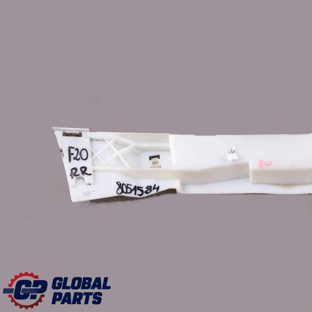Ślizg Mocowanie Progu Prawy do BMW F20 o numerze 8051584 BMW F20 Ślizg Mocowanie Progu Prawy - SKU 8051584 - Numer Części 8051584