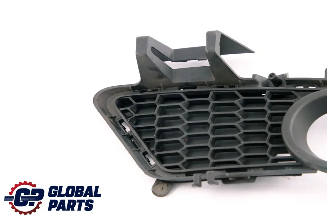 Blende Gitter Rechts Stossfänger Vorn M Paket 8054156 für BMW 3 er F30 F31 mit Teilenummer 8054262 BMW 3 er F30 F31 Blende Gitter Rechts Stossfänger Vorn M Paket 8054156 - SKU 8054262 - Teilenummer 8054262