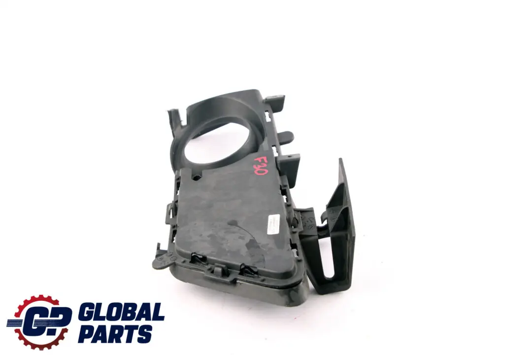 Osłona Kratki Zderzaka Przedniego Prawa M Sport do BMW 3 F30 F31 o numerze 8054262 BMW 3 F30 F31 Osłona Kratki Zderzaka Przedniego Prawa M Sport - SKU 8054262 - Numer Części 8054262