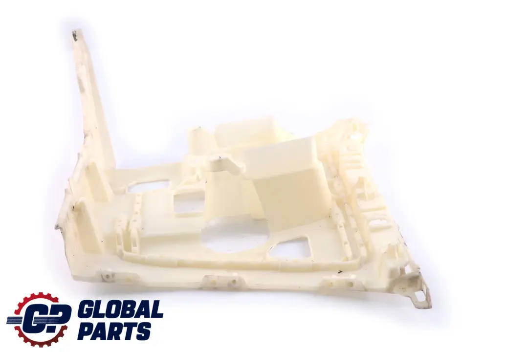 Guida Paraurti Laterale SX per BMW F82 M4 F83 M4 LCI con numero di parte 8054287 BMW F82 M4 F83 M4 LCI Guida Paraurti Laterale SX - SKU 8054287 - Numero di parte 8054287