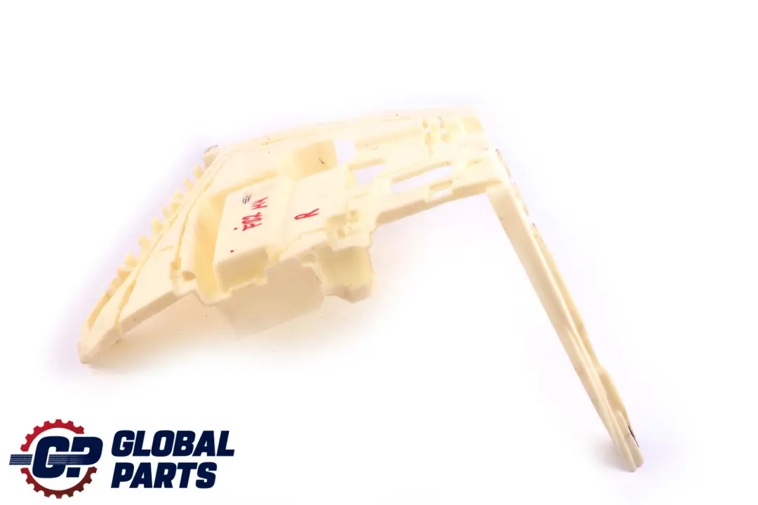 BMW F82 M4 F83 M4 LCI Guide Latéral Droit Pare Chocs Arrière - SKU 8054288 - Numéro de pièce 8054288