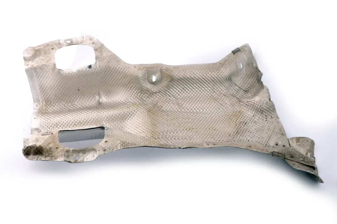 Placa aislamiento tanque combustible para BMW F80 M3 F82 M4 LCI con número de pieza 2757771 BMW F80 M3 F82 M4 LCI Placa aislamiento tanque combustible - SKU 8055326 - Número de pieza 2757771