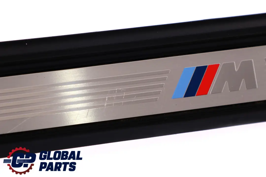 M-Sport Tapa Entrada Interior Negro para BMW F21 F22 LCI con número de pieza 8055499 BMW F21 F22 LCI M-Sport Tapa Entrada Interior Negro - SKU 8055499 - Número de pieza 8055499