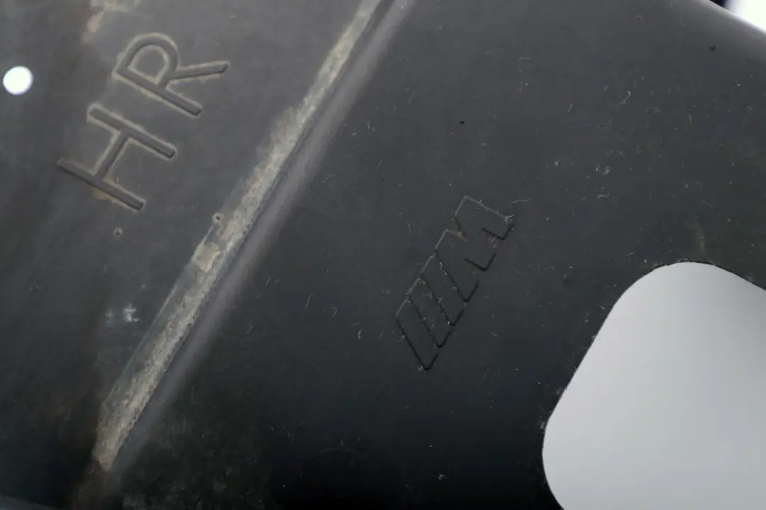 Couvercle Direction Arrière Droite pour BMW F80 M3 F82 F83 M4 à propos du numéro de pièce 8055740 BMW F80 M3 F82 F83 M4 Couvercle Direction Arrière Droite - SKU 8055740 - Numéro de pièce 8055740