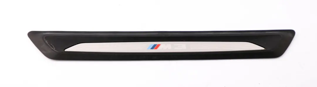Striscia Copertura Ingresso Anteriore Sinistro Destro per BMW F80 M3 con numero di parte 8055779 BMW F80 M3 Striscia Copertura Ingresso Anteriore Sinistro Destro - SKU 8055779 - Numero di parte 8055779