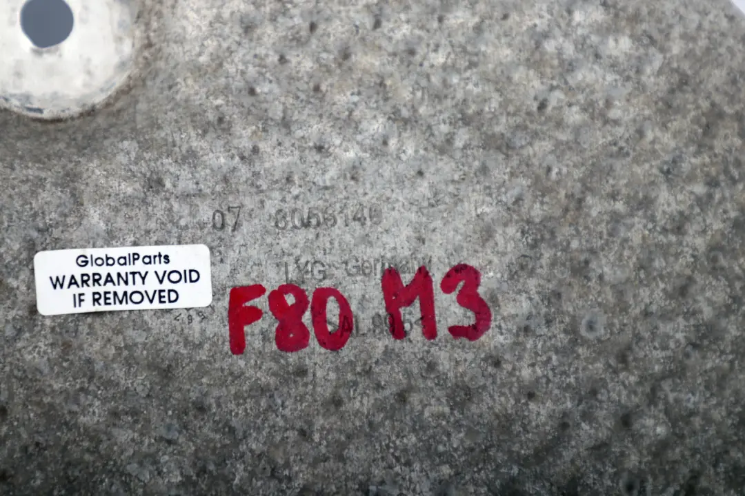 BMW-Reihe F80 M3 F82 M4 Lci-W?rmeschutz Pavimento Vano Portabagagli per con numero di parte 8056140 BMW-Reihe F80 M3 F82 M4 Lci-W?rmeschutz Pavimento Vano Portabagagli - SKU 8056140 - Numero di parte 8056140