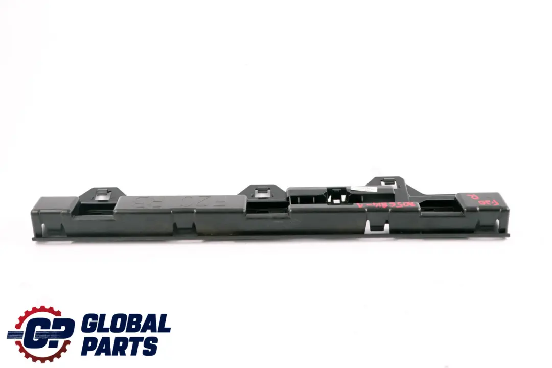 BMW F20 M Sport Soporte De Montaje De La Tira De Sujecion R3 Derecha 7240916 - SKU 8056814-1 - Número de pieza 8056814