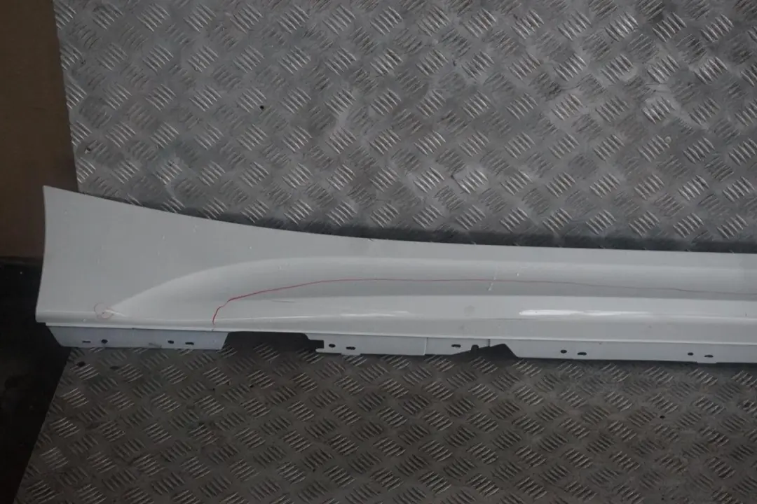 BMW F20 M Sport Schwellerleiste Schweller Rechts Alpinweiss Alpin Weiss 300 - SKU 8056816-AW - Teilenummer 8056816