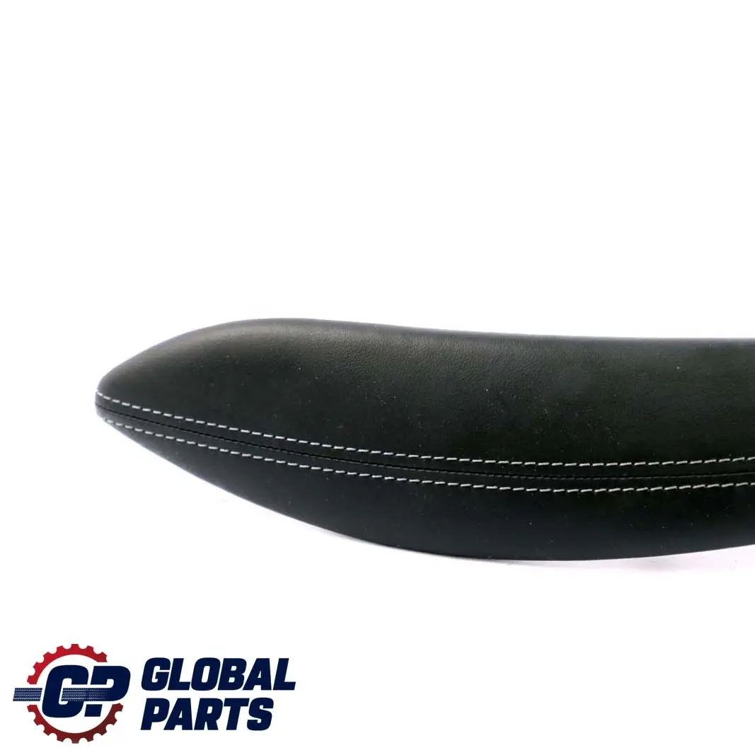 Blende Zuziehgriff Leder Links Schwarz für BMW F80 M3 F82 M4 mit Teilenummer 8057633 BMW F80 M3 F82 M4 Blende Zuziehgriff Leder Links Schwarz - SKU 8057633 - Teilenummer 8057633