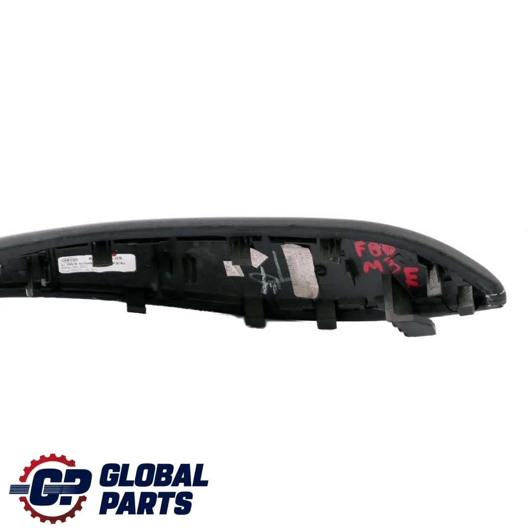 Apertura Maniglia Pelle SX Nero per BMW F80 M3 F82 M4 con numero di parte 8057633 BMW F80 M3 F82 M4 Apertura Maniglia Pelle SX Nero - SKU 8057633 - Numero di parte 8057633