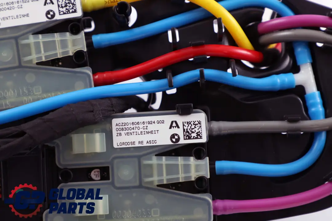 Front Right O/S Seat Lumbar Lordosis Pad Support Pump to BMW 3 4 F80 M3 F82 M4 with Part number 8058228 BMW 3 4 F80 M3 F82 M4 Front Right O/S Seat Lumbar Lordosis Pad Support Pump - SKU 8058228 - Part number 8058228