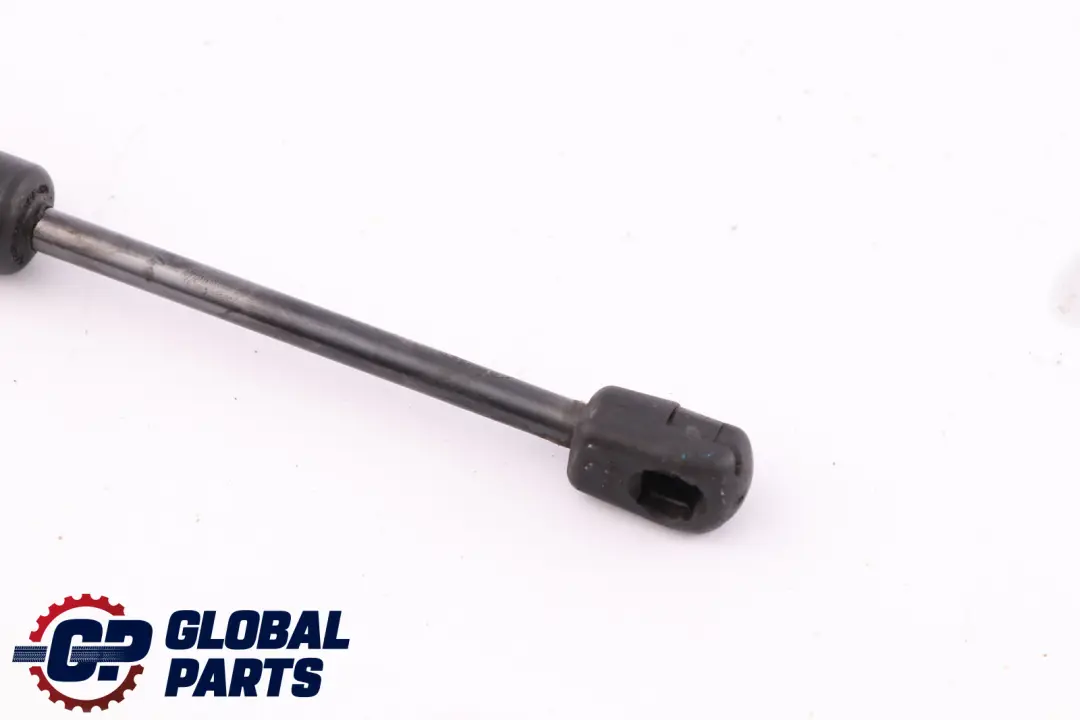 Coperchio vano motore con puntone riempito di gas per BMW F80 M3 F82 M4 con numero di parte 8059044 BMW F80 M3 F82 M4 Coperchio vano motore con puntone riempito di gas - SKU 8059044 - Numero di parte 8059044