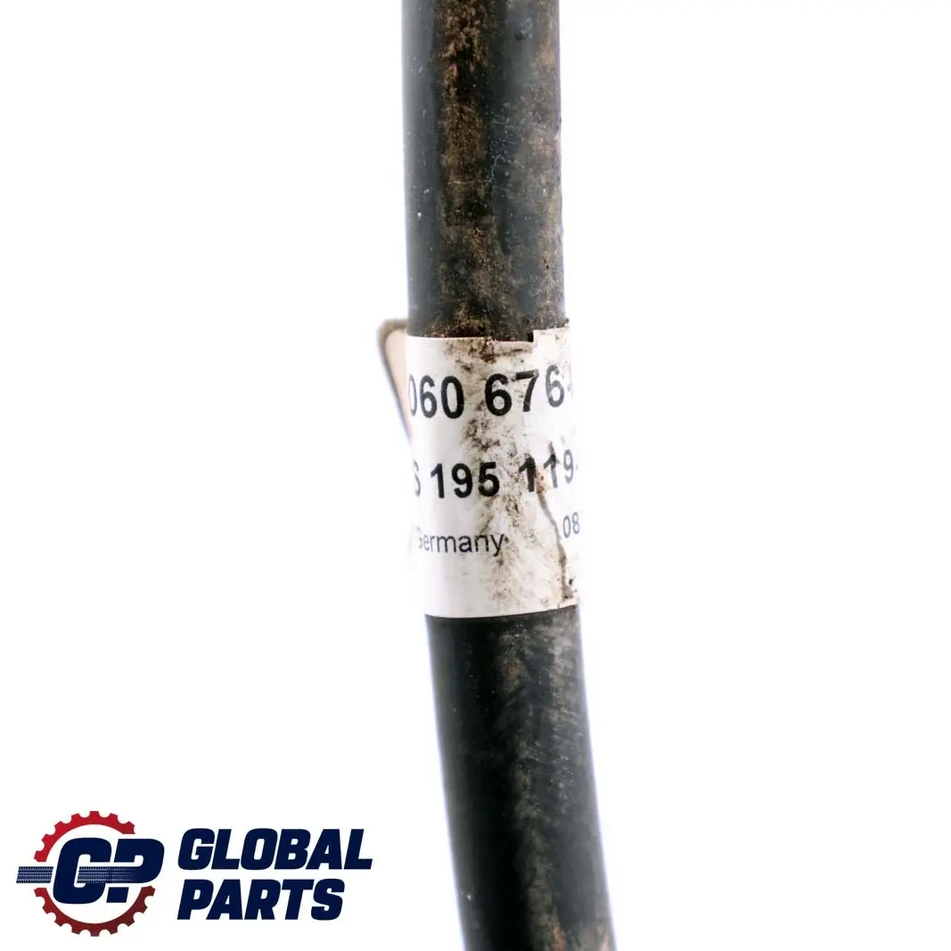 Latiguillo Lavafaros para BMW F30 F80 M3 F82 M4 con número de pieza 8060676 BMW F30 F80 M3 F82 M4 Latiguillo Lavafaros - SKU 8060676 - Número de pieza 8060676