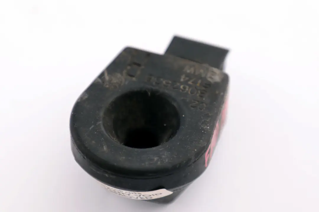 Intake Silencer Muffler Rubber Bottom Support to BMW 3 4 Series F80 M3 F82 M4 with Part number 8062536 BMW 3 4 Series F80 M3 F82 M4 Intake Silencer Muffler Rubber Bottom Support - SKU 8062536 - Part number 8062536