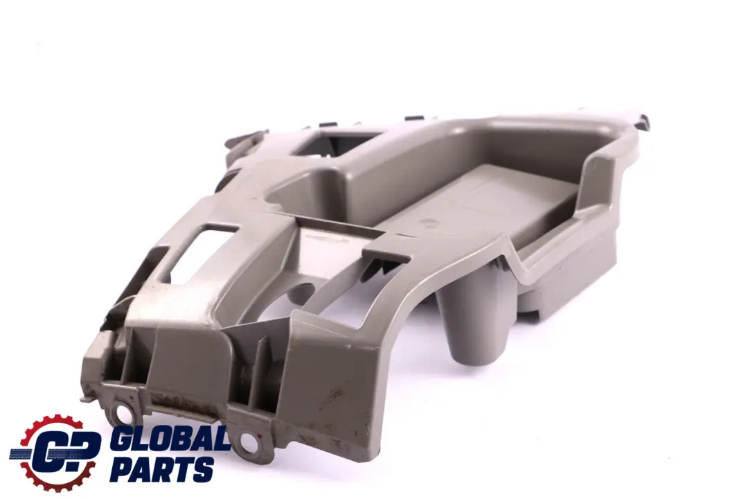 Guía Para Parachoques Trasero Lado Izquierdo para BMW F20 F21 LCI con número de pieza 8063451 BMW F20 F21 LCI Guía Para Parachoques Trasero Lado Izquierdo - SKU 8063451 - Número de pieza 8063451