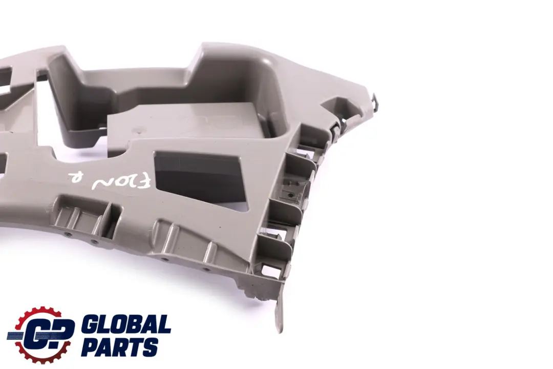 Ślizg Mocowanie Zderzaka Tylny Prawy Tył Prawy do BMW F20 F21 LCI o numerze 8063452 BMW F20 F21 LCI Ślizg Mocowanie Zderzaka Tylny Prawy Tył Prawy - SKU 8063452 - Numer Części 8063452