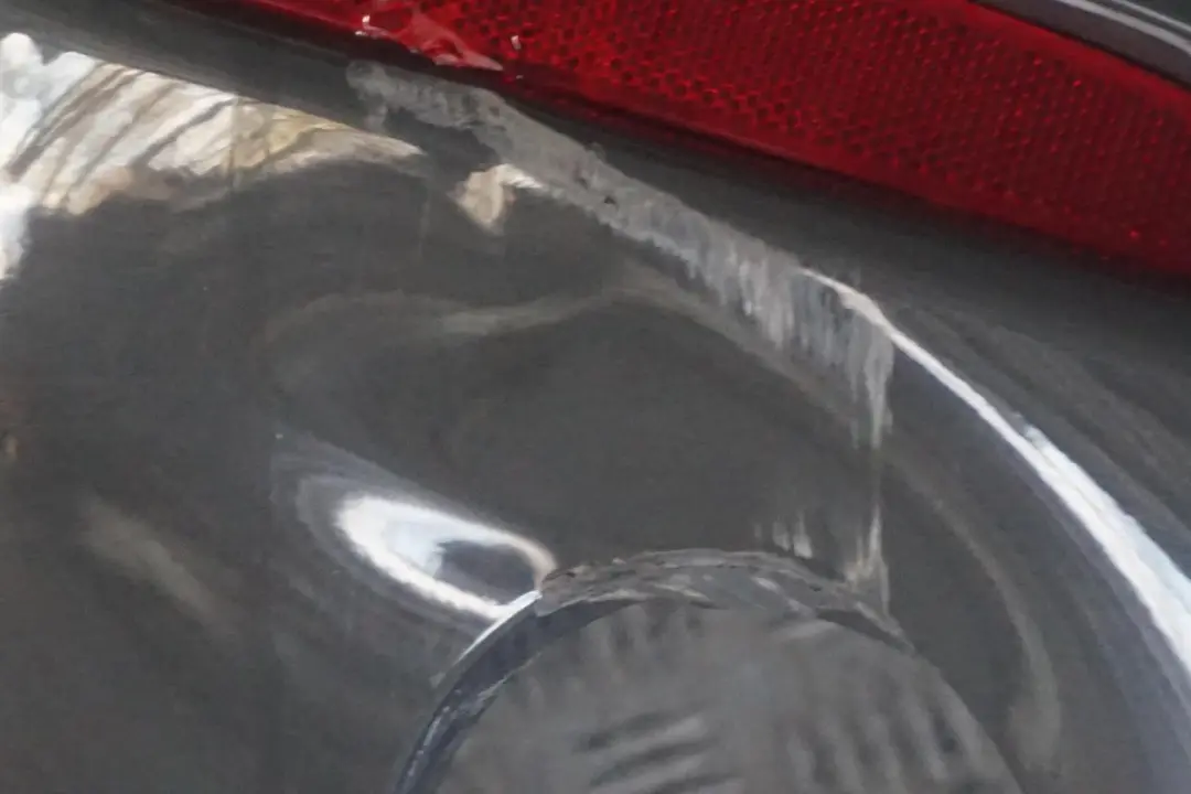 Série 1 F20 F21 LCI 1 M Sport Pare-chocs arrière blanc alpin - 300 pour BMW à propos du numéro de pièce 8064151 BMW Série 1 F20 F21 LCI 1 M Sport Pare-chocs arrière blanc alpin - 300 - SKU 8064151-AW1 - Numéro de pièce 8064151