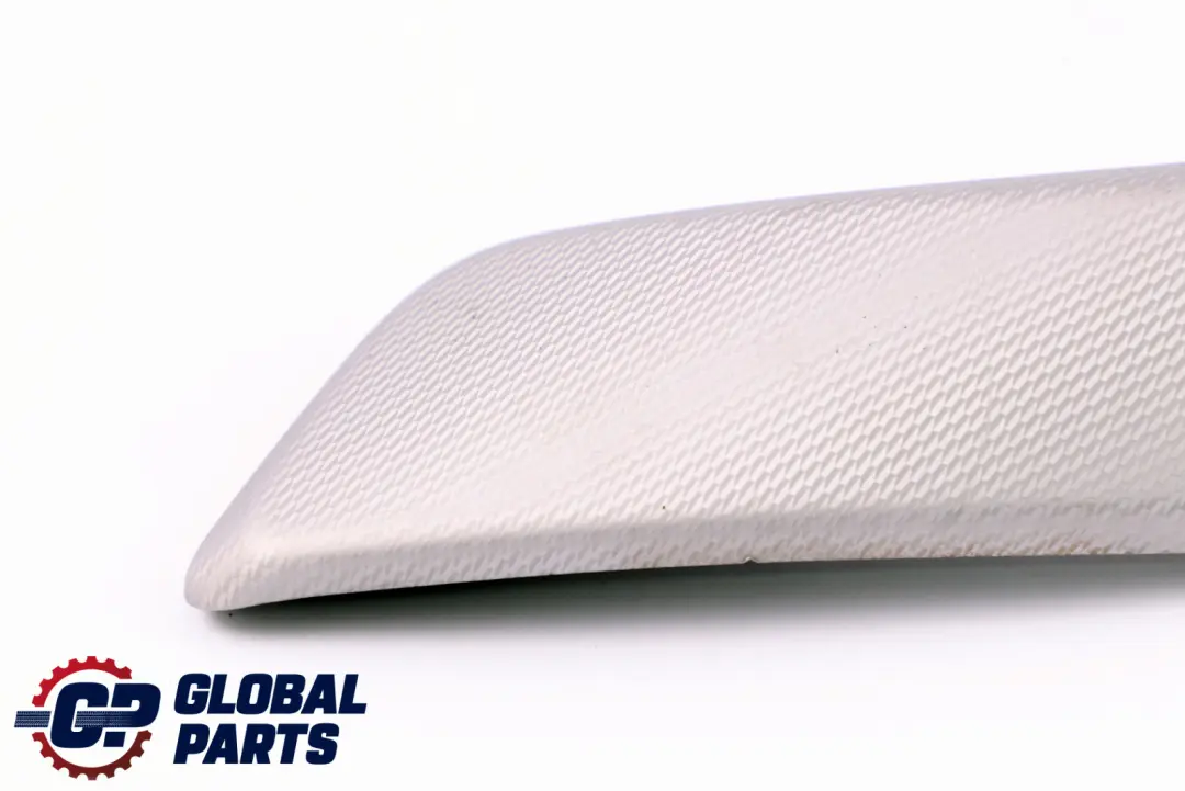 Rivestimento Interno Porta Destra Alluminio Esagono per BMW F20 F21 con numero di parte 8064264 BMW F20 F21 Rivestimento Interno Porta Destra Alluminio Esagono - SKU 8064264 - Numero di parte 8064264