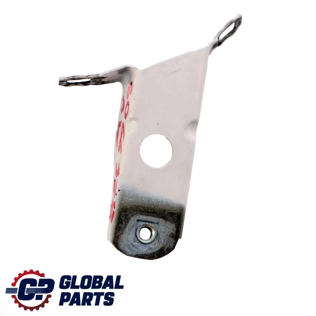 Mocowanie Uchwyt Wspornik Prawego Błotnika do BMW F30 F32 o numerze 8066938 BMW F30 F32 Mocowanie Uchwyt Wspornik Prawego Błotnika - SKU 8066938 - Numer Części 8066938