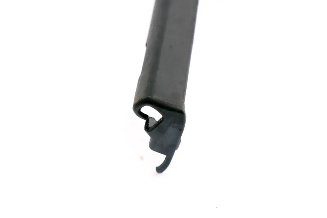 BMW X3 X5 E53 E83 Couverture Rail de Siege a Gauche Noir - SKU 8099431-1 - Numéro de pièce 8099345