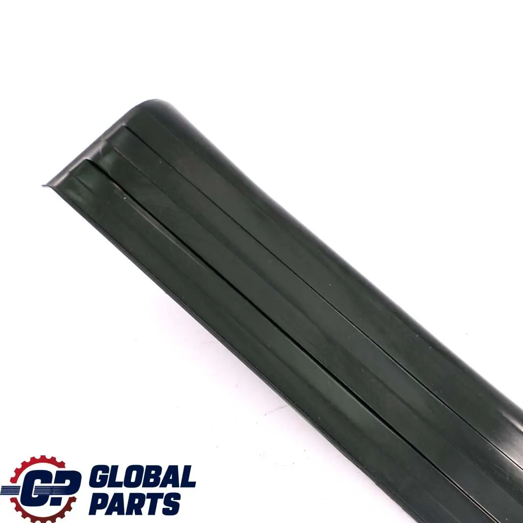 Arriere Gauche Couvrir Iris Barre D'Entree pour BMW 3 E36 Porte à propos du numéro de pièce 8119263 BMW 3 E36 Porte Arriere Gauche Couvrir Iris Barre D'Entree - SKU 8119263 - Numéro de pièce 8119263