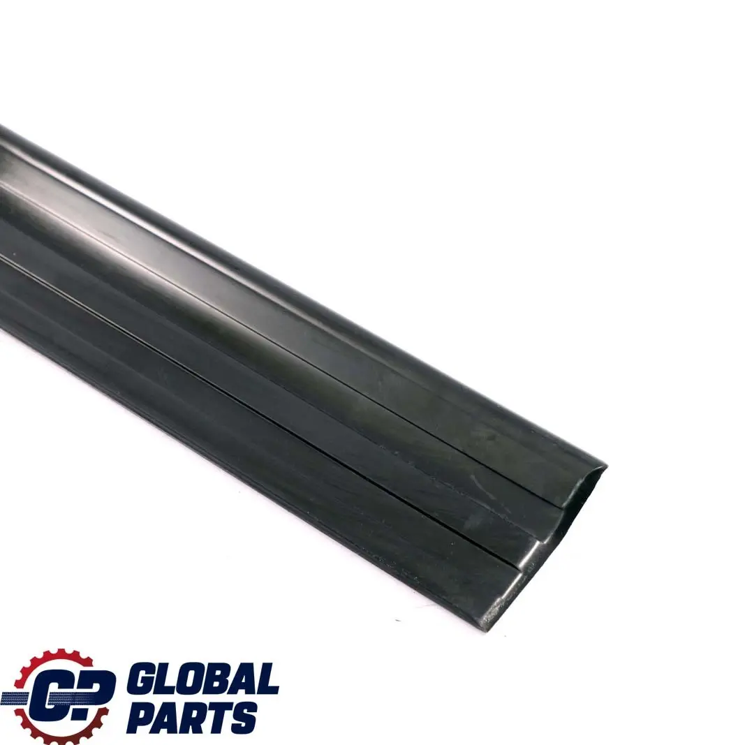 Arriere Gauche Couvrir Iris Barre D'Entree pour BMW 3 E36 Porte à propos du numéro de pièce 8119263 BMW 3 E36 Porte Arriere Gauche Couvrir Iris Barre D'Entree - SKU 8119263 - Numéro de pièce 8119263