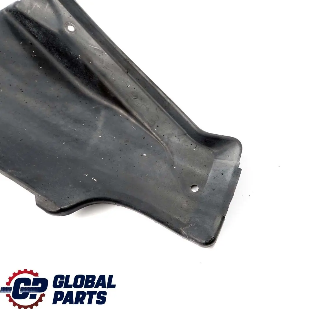 Trasero Izquierdo Pared Interior Guardabarros Flap para BMW E36 con número de pieza 8122069 BMW E36 Trasero Izquierdo Pared Interior Guardabarros Flap - SKU 8122069 - Número de pieza 8122069