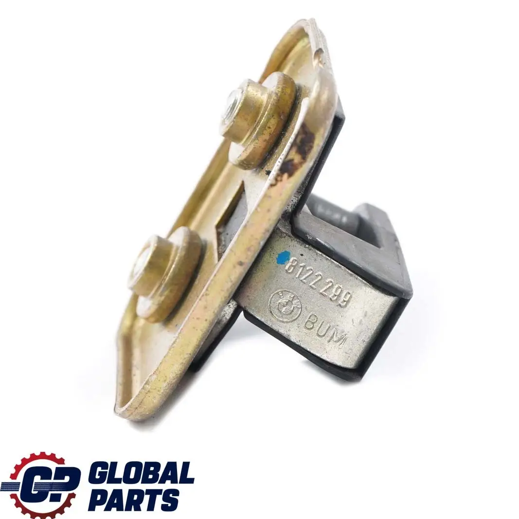 Zaczep rygiel zamka klapy tył do BMW E36 o numerze 8122299 BMW E36 Zaczep rygiel zamka klapy tył - SKU 8122299 - Numer Części 8122299