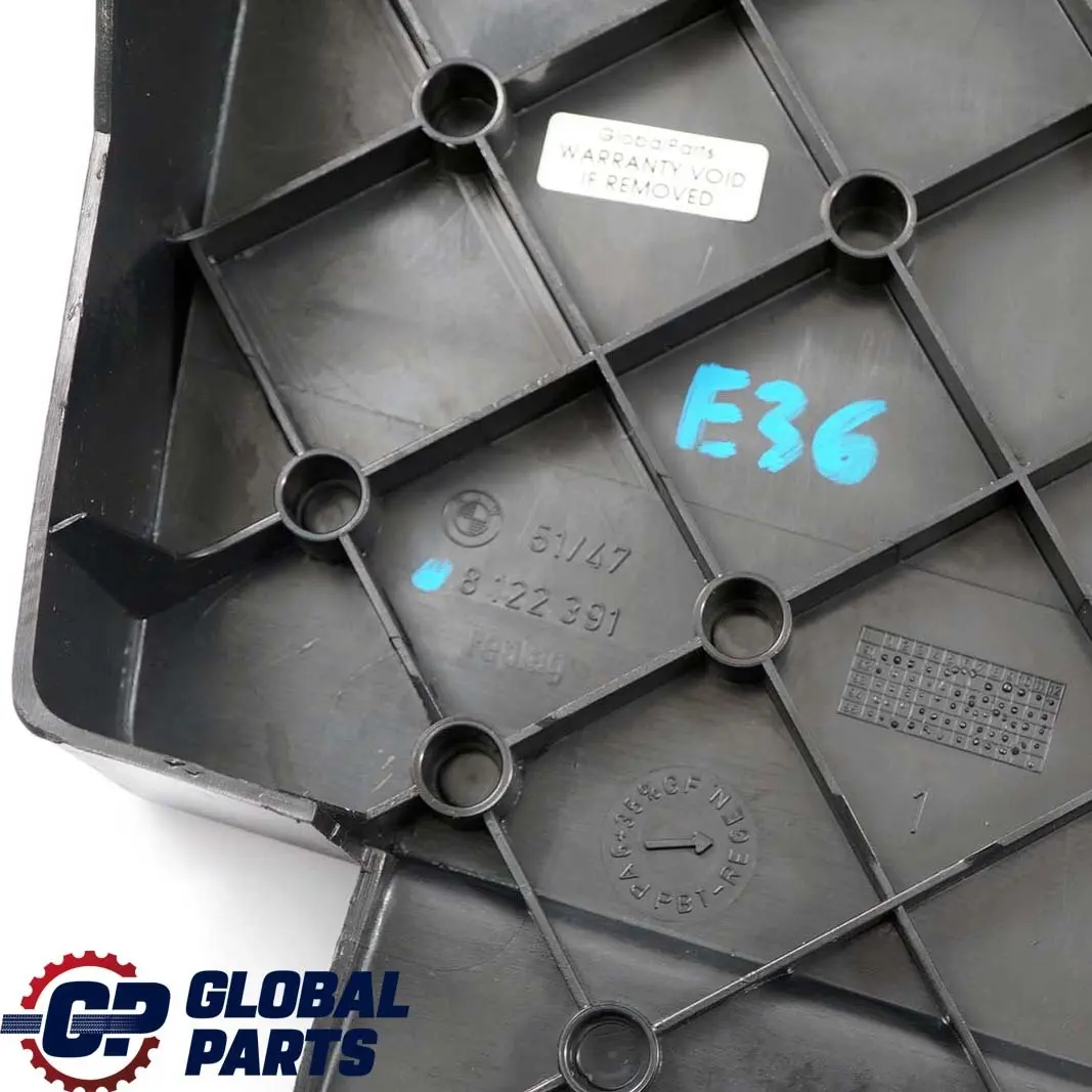 Bagagliaio Copertura Carenatura Posteriore Sinistra per BMW E36 con numero di parte 8122391 BMW E36 Bagagliaio Copertura Carenatura Posteriore Sinistra - SKU 8122391 - Numero di parte 8122391