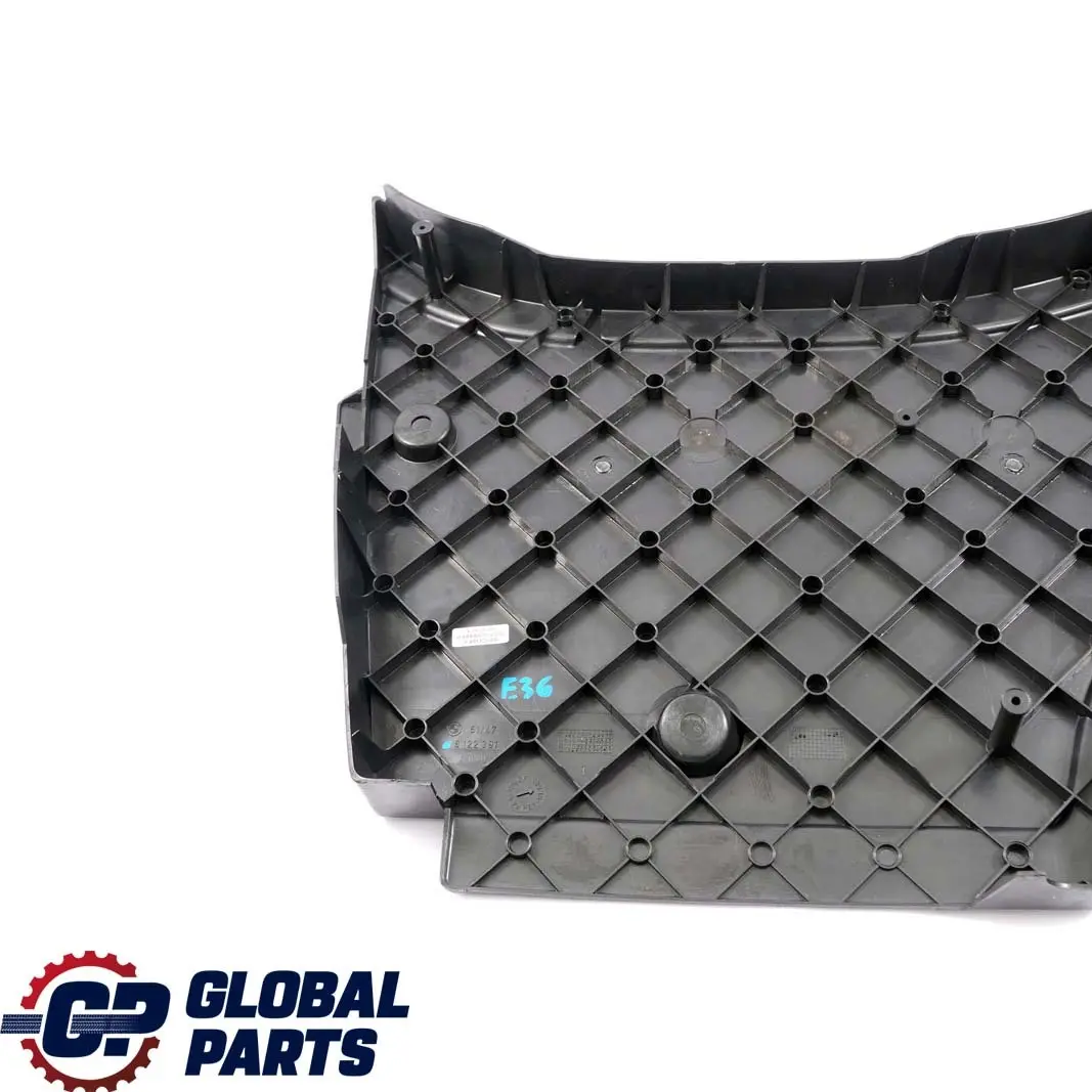 Coup? Berlina E36 Izquierda Maletero Cubremaletero Acolchado para BMW con número de pieza 8122391 BMW Coup? Berlina E36 Izquierda Maletero Cubremaletero Acolchado - SKU 8122391 - Número de pieza 8122391