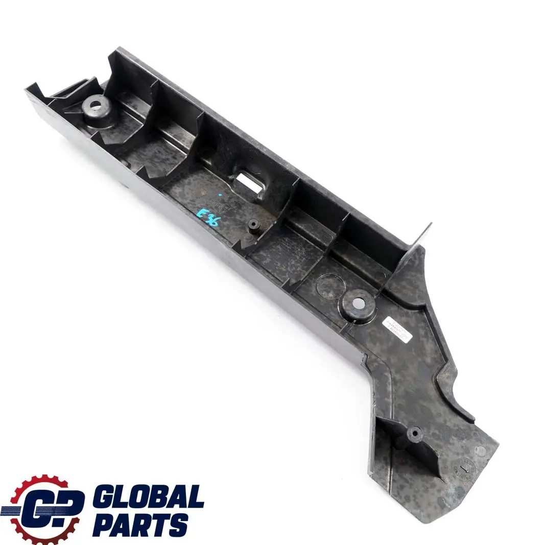 Obudowa boczek bagażnika prawa do BMW E36 Sedan Coupe o numerze 8122392 BMW E36 Sedan Coupe Obudowa boczek bagażnika prawa - SKU 8122392 - Numer Części 8122392