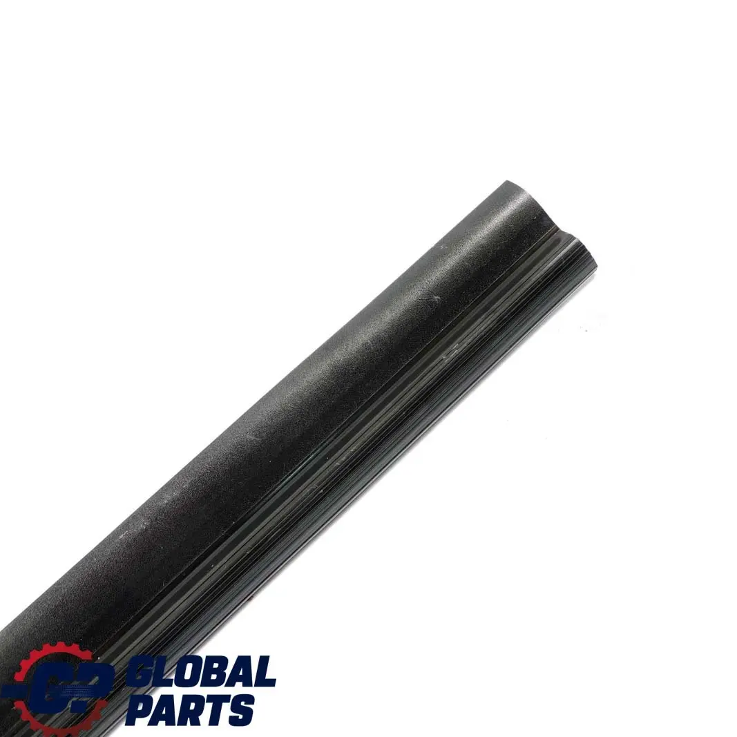 BMW Berlina Touring E36 Puerta Delantera Sill Strip Interior Trim Panel - SKU 8130435 - Número de pieza 8130435
