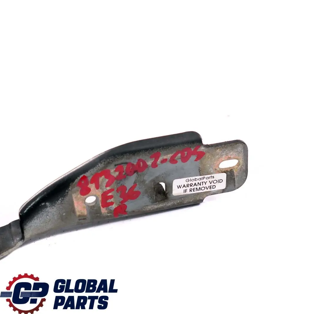 Zawias Maski Prawo Czarny Cosmosschwarz 303 do BMW E36 o numerze 8132002 BMW E36 Zawias Maski Prawo Czarny Cosmosschwarz 303 - SKU 8132002-COS - Numer Części 8132002